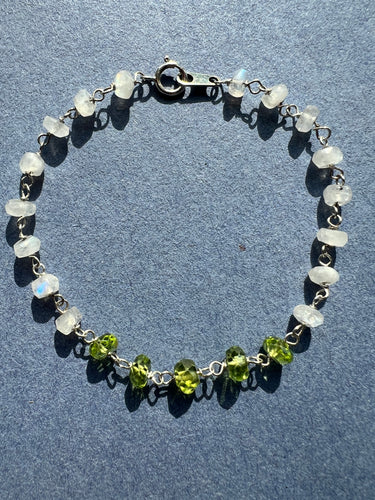 Peridot and moonstone Sterling silver Healing bracelet